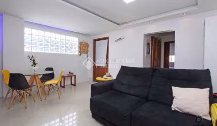 Casa em condomínio fechado com 4 quartos à venda na Rua Carlos Barone, 78, Passo das Pedras, Porto Alegre, 240 m2 por R$ 550.000