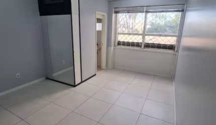 Sala comercial para alugar na Avenida Assis Brasil, 3532, Jardim Lindóia, Porto Alegre, 17 m2 por R$ 1.200
