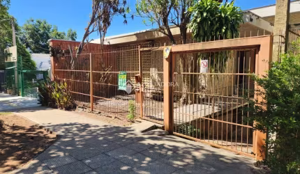 Casa com 3 quartos para alugar na Alameda Raimundo Corrêa, 166, Boa Vista, Porto Alegre, 230 m2 por R$ 4.210