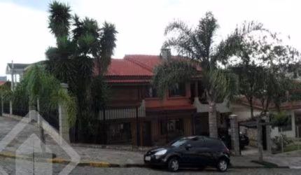 Casa com 3 quartos à venda na Rua das Gardênias, 312, Cinqüentenário, Caxias do Sul, 229 m2 por R$ 2.000.000