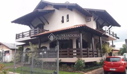 Casa com 3 quartos à venda na JOAO CORREA, 443, Centro, Igrejinha, 447 m2 por R$ 1.700.000