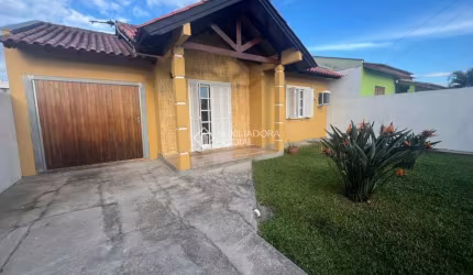 Casa com 2 quartos à venda na Rua Dezessete de Dezembro, 30, Jardim dos Lagos, Guaíba, 113 m2 por R$ 530.000
