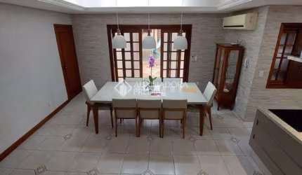 Casa com 4 quartos à venda na Rua Campos Elíseos, 196, Glória, Porto Alegre, 262 m2 por R$ 1.500.000