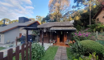 Casa com 2 quartos à venda na Roma, 134, Mato Queimado, Gramado, 62 m2 por R$ 750.000