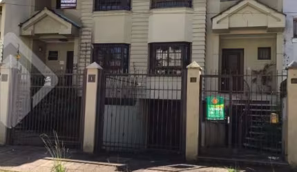 Casa em condomínio fechado com 4 quartos à venda na Rua Doutor Galdino Nunes Vieira, 273, Jardim Itu Sabará, Porto Alegre, 297 m2 por R$ 840.000