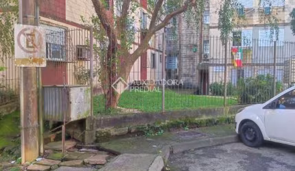 Apartamento com 2 quartos à venda na Avenida Adelino Ferreira Jardim, 480, Rubem Berta, Porto Alegre, 43 m2 por R$ 78.000