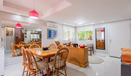 Casa em condomínio fechado com 3 quartos à venda na Rua Adão Gregory, 200, Mário Quintana, Porto Alegre, 196 m2 por R$ 599.000