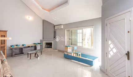 Casa com 4 quartos à venda na Rua Maria Elaine Wotter, 75, Rubem Berta, Porto Alegre, 315 m2 por R$ 750.000