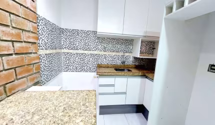 Casa com 2 quartos à venda na Rua Dorival Leivas, 319, Hípica, Porto Alegre, 120 m2 por R$ 288.000