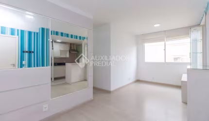 Apartamento com 3 quartos para alugar na Rua Coronel Massot, 1229, Cristal, Porto Alegre, 61 m2 por R$ 2.300