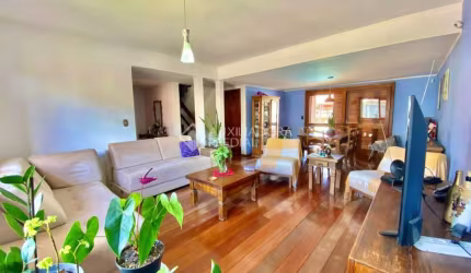 Casa em condomínio fechado com 3 quartos à venda na Rua Adão Pinheiro da Silva, 290, Ipanema, Porto Alegre, 364 m2 por R$ 1.199.900