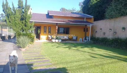 Casa com 3 quartos à venda na Rua Balduíno Michel, 125, Rondônia, Novo Hamburgo, 200 m2 por R$ 689.000