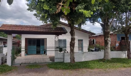 Casa com 3 quartos à venda na Rua Santa Vitória do Palmar, 814, Jardim Mauá, Novo Hamburgo, 49 m2 por R$ 375.000