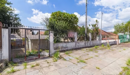 Terreno em condomínio fechado à venda na Rua Ernesto Pellanda, 162, Vila Jardim, Porto Alegre, 80 m2 por R$ 350.000