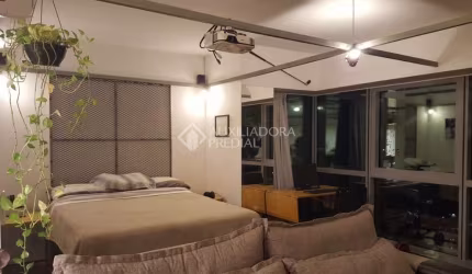 Loft com 1 quarto para alugar na Avenida Borges de Medeiros, 2277, Praia de Belas, Porto Alegre, 40 m2 por R$ 4.000