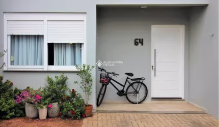 Casa com 2 quartos à venda na Rua Duque de Caxias, 913, Lira, Estância Velha, 94 m2 por R$ 380.000