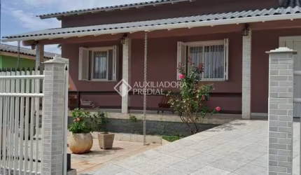 Casa com 2 quartos à venda na Rua Nei Fernandes Vargas Silveira, 116, Arroio da Manteiga, São Leopoldo, 136 m2 por R$ 350.000
