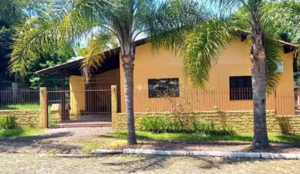Casa com 2 quartos à venda na Rua Barão de Santo Ângelo, 1410, Hamburgo Velho, Novo Hamburgo, 106 m2 por R$ 480.000