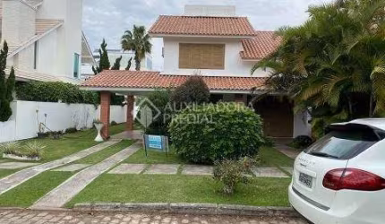 Casa com 5 quartos à venda na Rua das Tainhas, 75, Jurerê Internacional, Florianópolis, 236 m2 por R$ 3.500.000