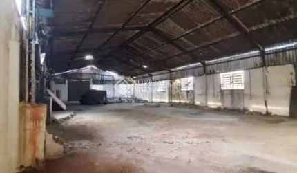 Barracão / Galpão / Depósito à venda na Monteiro Lobato, 103, Taboão, Diadema, 420 m2 por R$ 885.000