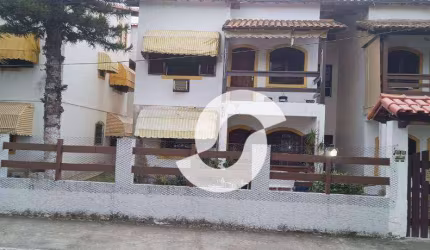 Apartamento com 2 dormitórios à venda, 72 m² por R$ 250.000,00 - Itaipuaçu - Maricá/RJ