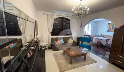 Excelente casa em Charitas proximo a praia