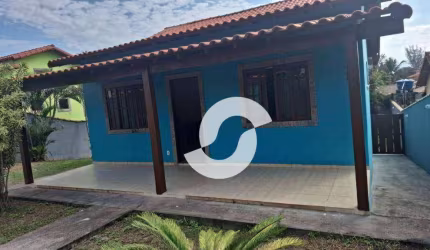 Casa com 2 dormitórios à venda, 91 m² por R$ 400.000,00 - Cordeirinho - Maricá/RJ