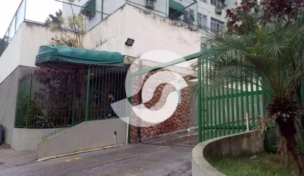 Oportunidade! Apartamento no Fonseca, vazio, com 2 dormitórios à venda, 68 m² por R$ 220.000 - Fonseca - Niterói/RJ
