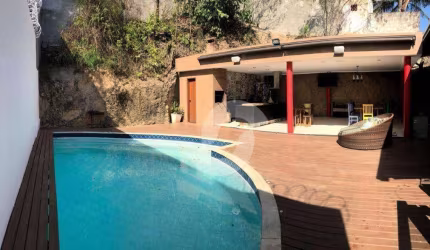 Casa à venda, 350 m² por R$ 1.300.000,00 - São Francisco - Niterói/RJ