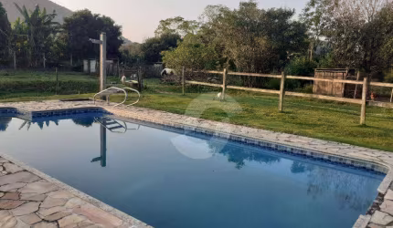 Sítio à venda, 5898 m² por R$ 650.000,00 - Caxito - Maricá/RJ