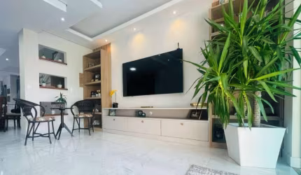 Lindo Sobrado com 3 suítes à venda, 153 m² por R$ 890.000 - Centro - Matinhos/PR