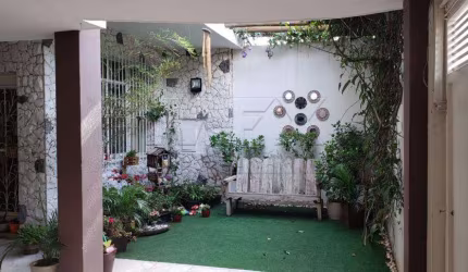 Casa com 4 quartos para alugar na Rua Voluntários da Pátria, Alto Higienópolis, Bauru, 308 m2 por R$ 7.500