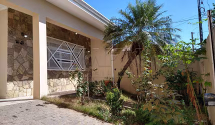 Casa com 3 quartos à venda na Rua Alto Acre, Vila Lemos, Bauru, 211 m2 por R$ 530.000