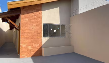 Casa com 2 quartos à venda na Rua João Quaggio, Parque Santa Cândida, Bauru, 55 m2 por R$ 240.000