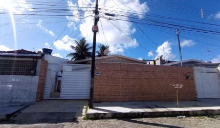 Casa com 4 dormitórios à venda, 120 m² por R$ 300.000,00 - Ernesto Geisel - João Pessoa/PB
