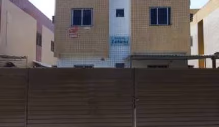 Apartamento com 3 dormitórios à venda por R$ 120.000,00 - Paratibe - João Pessoa/PB