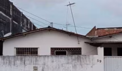 Casa com 3 dormitórios à venda, 200 m² por R$ 300.000 - Mangabeira - João Pessoa/PB