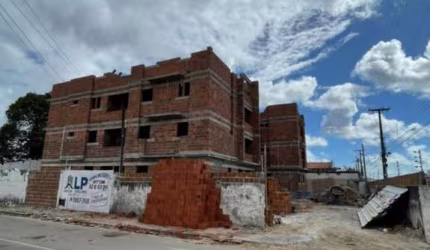 Apartamento com 2 dormitórios à venda, 71 m² por R$ 180.000 - Cristo Redentor - João Pessoa/PB