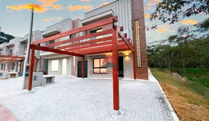Casa com 3 dormitórios à venda, 110 m² por R$ 1.176.377 - Urbanova - São José dos Campos/SP