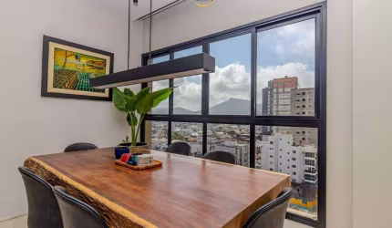 Este elegante imóvel, com 138m² de área privativa, está à venda no Edifício Solar di Siena