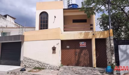 Casa Residencial com 3 quartos  à venda, 142.40 m2 por R$590000.00  - Universitario - Caruaru/PE