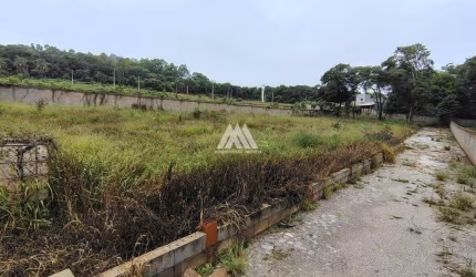 Vendo Lote em Itatiaiuçu de 280m² com excelente localização.