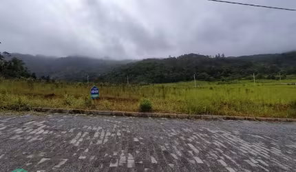 Terreno à venda no Rodeio 12, Rodeio  por R$ 129.000