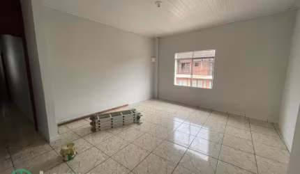 Apartamento com 2 quartos para alugar no Centro, Indaial , 110 m2 por R$ 1.350