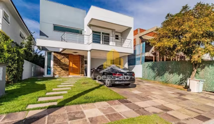 Casa à Venda por R$2.490.000,00 - Alphaville - Gravataí, RS