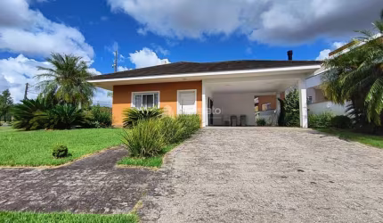 Casa à Venda por R$2.570.000,00 - Alphaville - Gravataí, RS