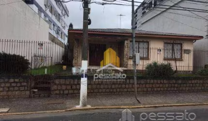 Casa à Venda por R$5.000.000,00 - Centro - Gravataí, RS