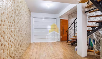Sobrado à Venda por R$290.000,00 - Santa Cruz - Gravataí, RS