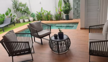 Linda Casa Condomínio Setor Leste .