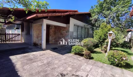 Casa com 5 dormitórios à venda, 770 m² por R$ 2.200.000,00 - Parque São Clemente - Nova Friburgo/RJ